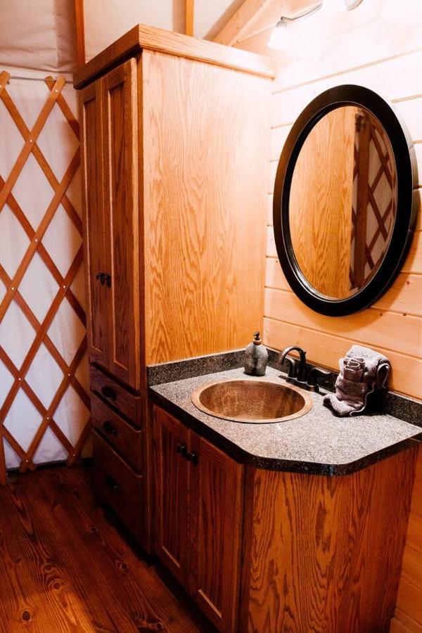 Tuckaseegee @ Sky Ridge Yurts Bryson City Exterior foto